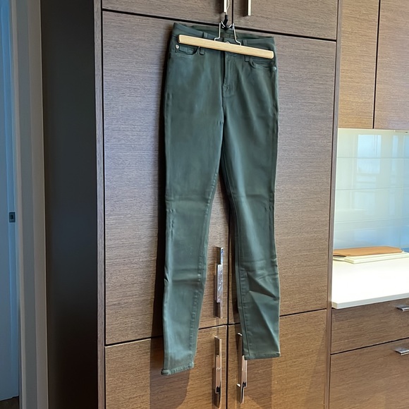 7 For All Mankind Green Waxed jeans ‘24’ - Picture 6 of 15